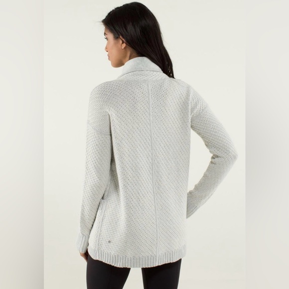 Lululemon Post Practice Cardi Cardigan Button Up Long Sleeve Knit Wrap - Picture 2 of 11